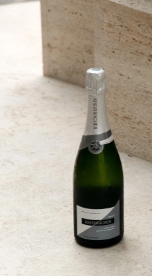 r�szletek: kreinbacher.hu